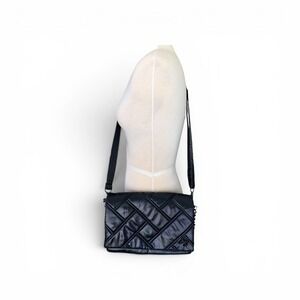 Lug Huddle Quilted Crossbody Bag Black